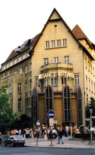 Das Renaissance Theater Frontansicht